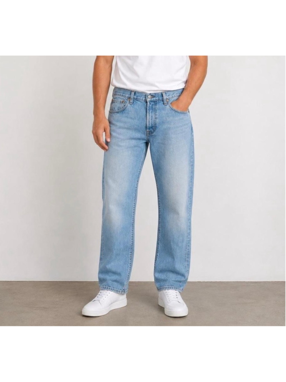 Levis 501 Original Fit Mens Jeans Light Wash Straight Leg 30x32 (measures 31)